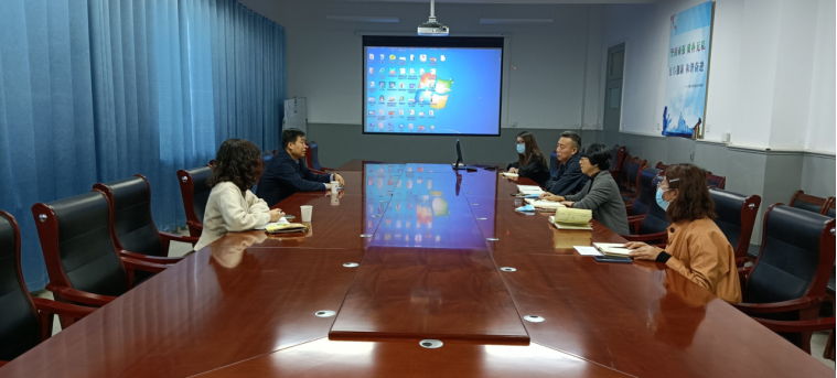 纪委书记王佰成慰问学院疫情防控一线工作人员